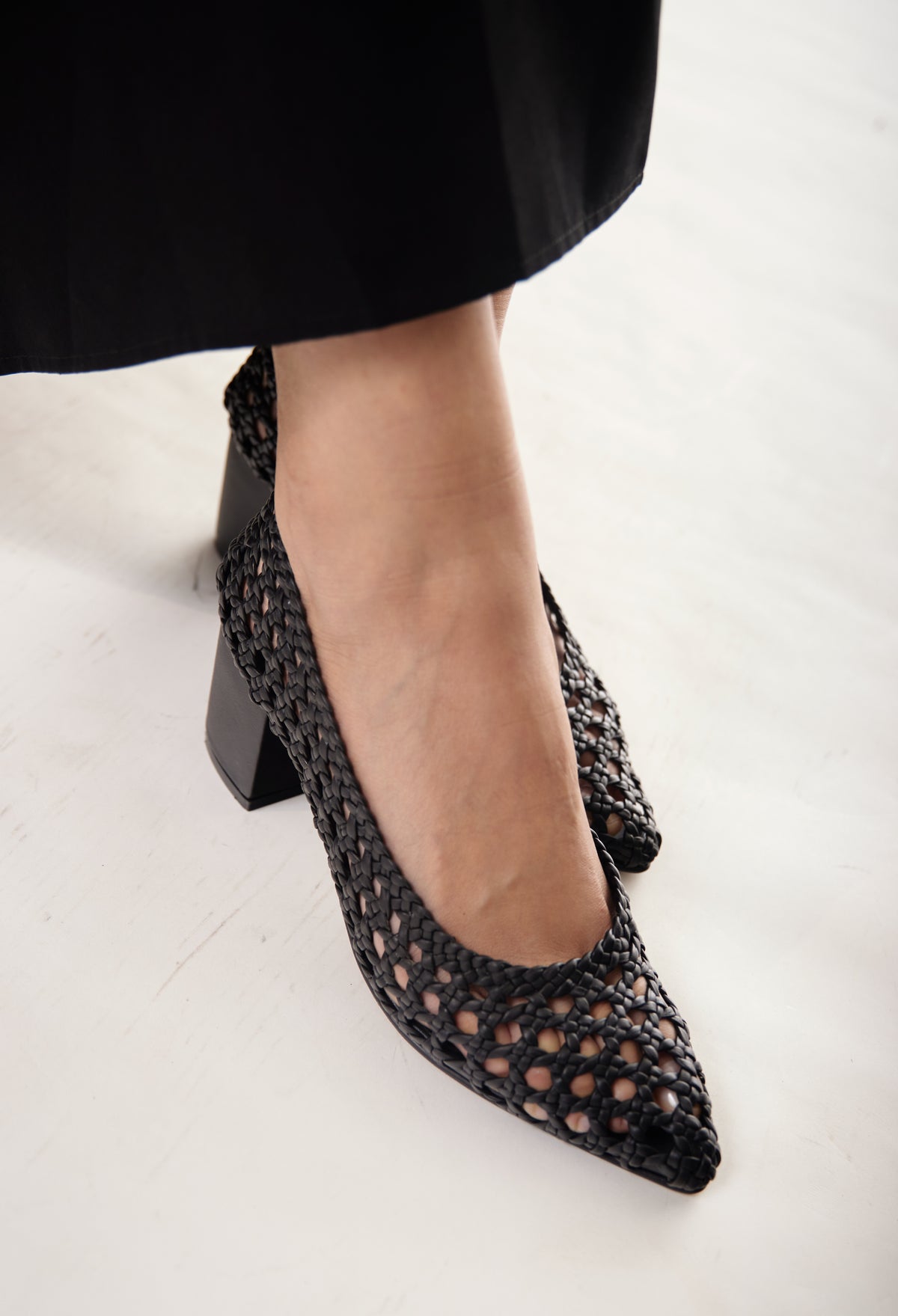 CONTESSA CRAFT BLACK HEELS