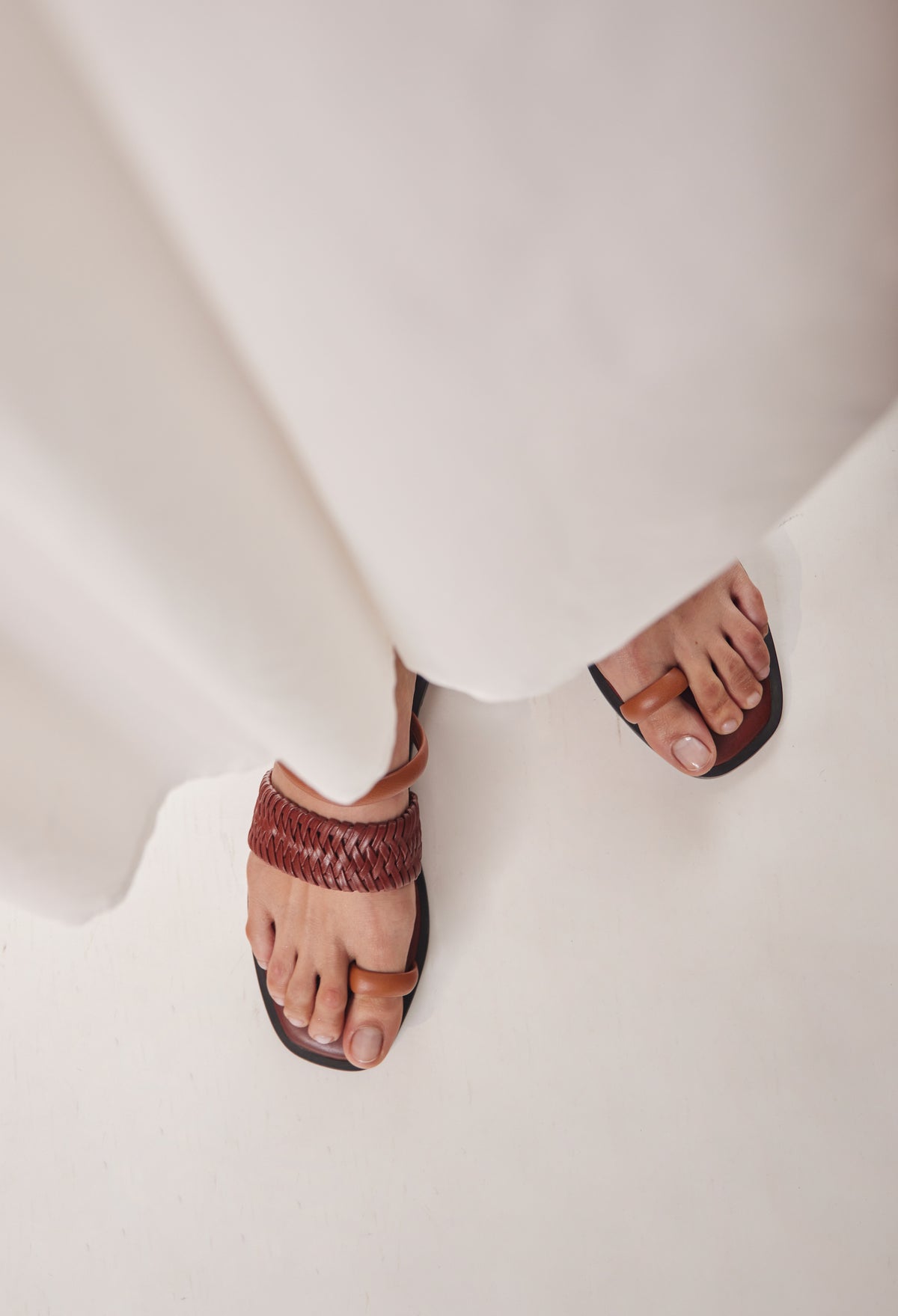 ALLEGRA COGNAC SANDALS