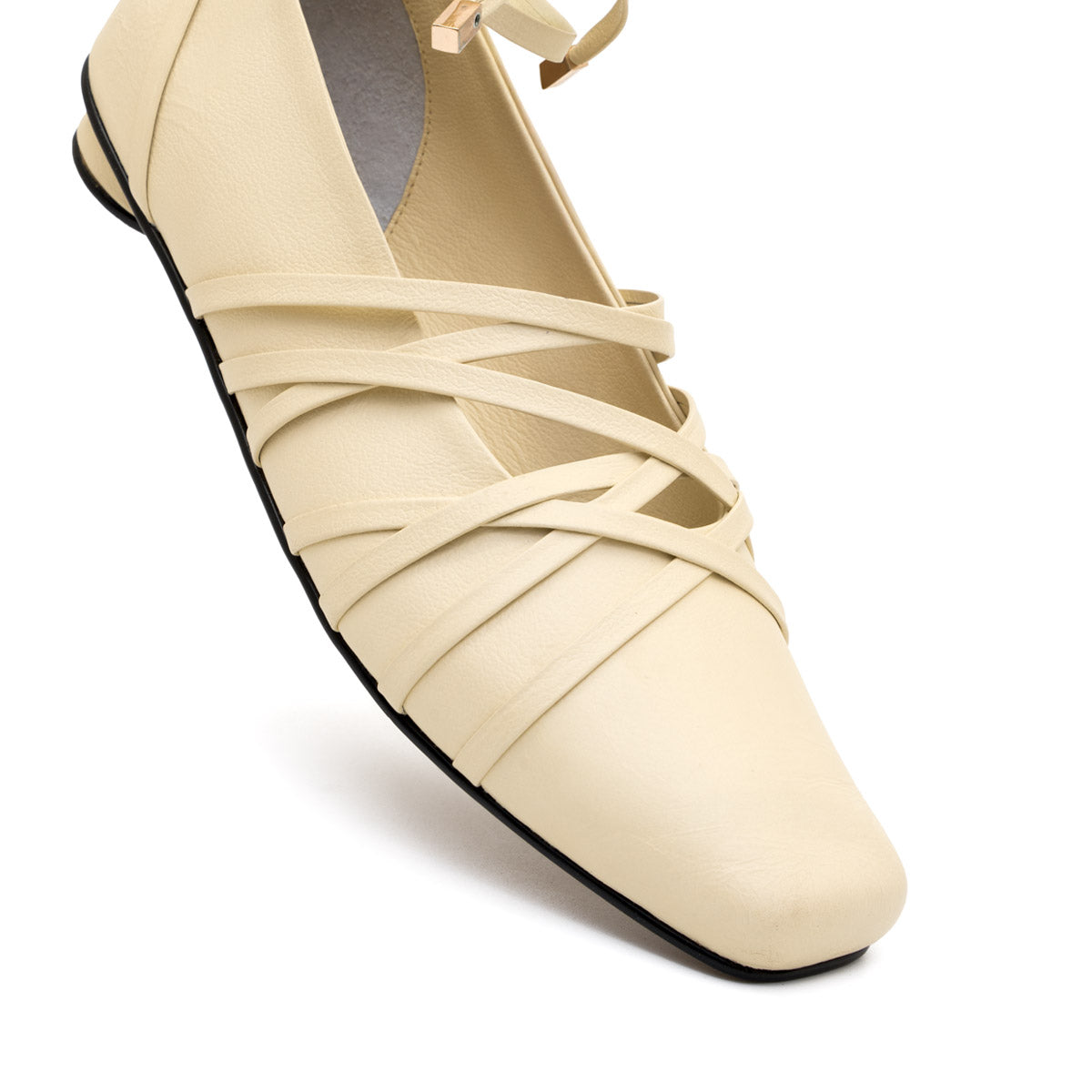 SOFÍA BUTTER FLATS